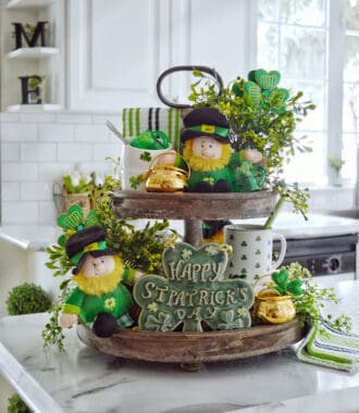 25 St Patrick S Day Tiered Tray Decor Ideas Prudent Penny Pincher