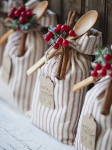 100 Easy DIY Neighbor Christmas Gifts - Prudent Penny Pincher