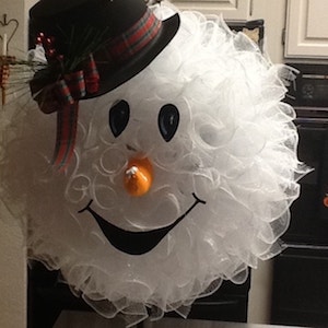 Deco Mesh Snowman Face Christmas Wreath