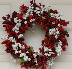easy DIY Berry Wreath for Christmas