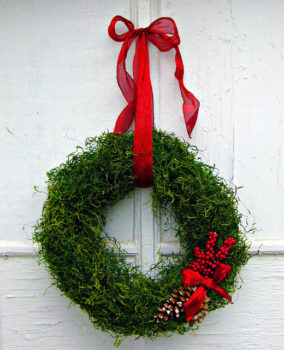 100 Best DIY Christmas Wreath Ideas - Prudent Penny Pincher