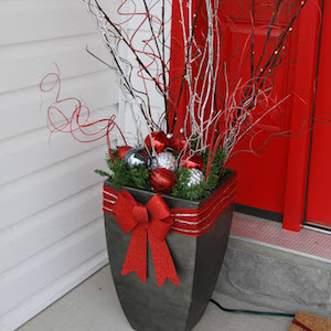 100 Best Porch Christmas Decorations - Prudent Penny Pincher