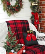 100 Best Christmas Porch Decorations - Prudent Penny Pincher