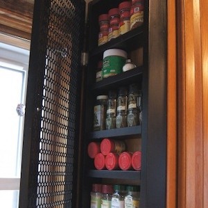 Kitchen Spice Organization – - inside cabinet door