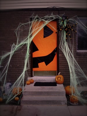 school door decorations halloween