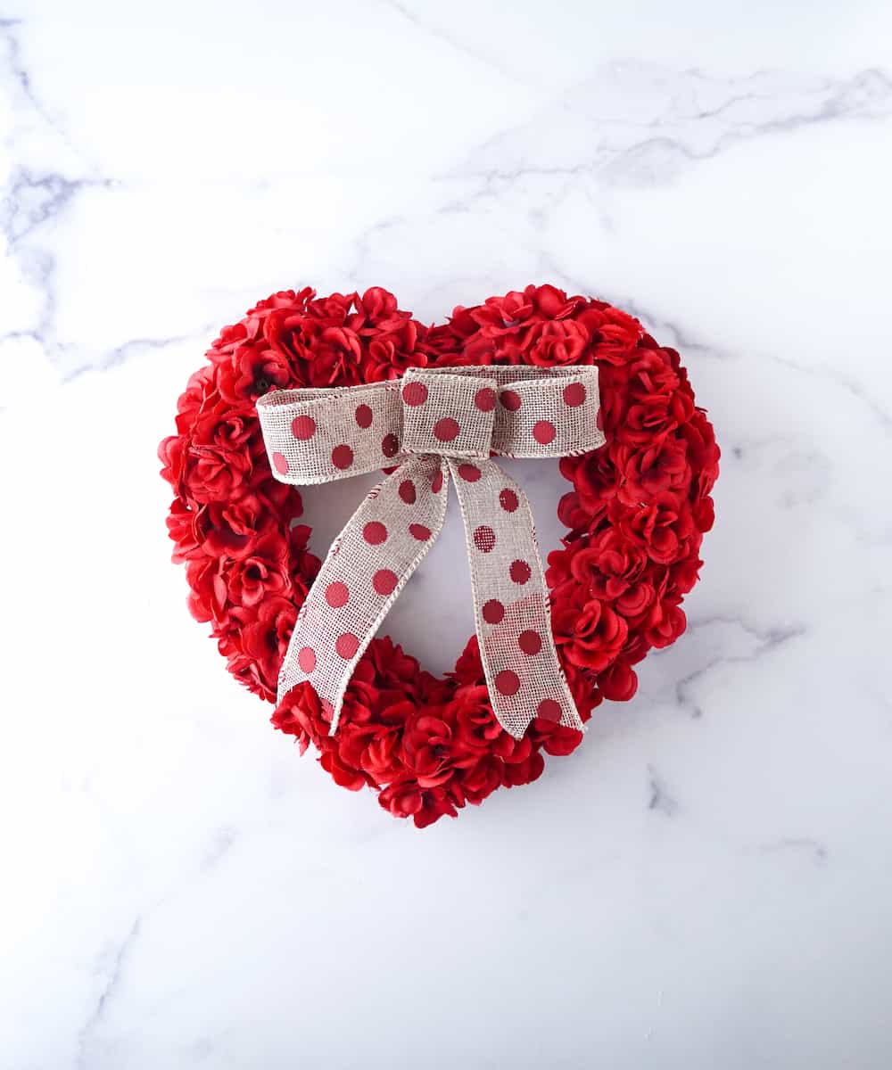 DIY valentine's day heart shaped wreath
